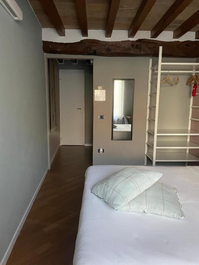 Double Room,1608330297:JPEG